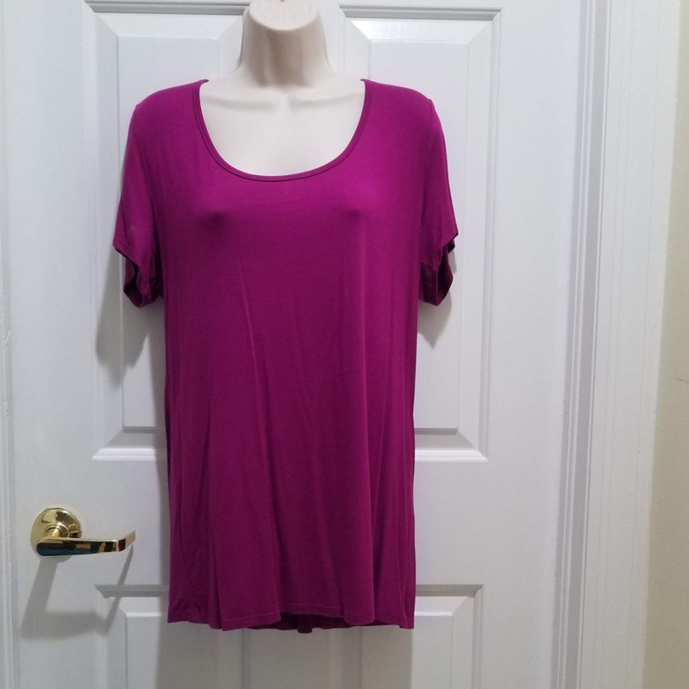 NWT Purple top by Pink Lotus Size L